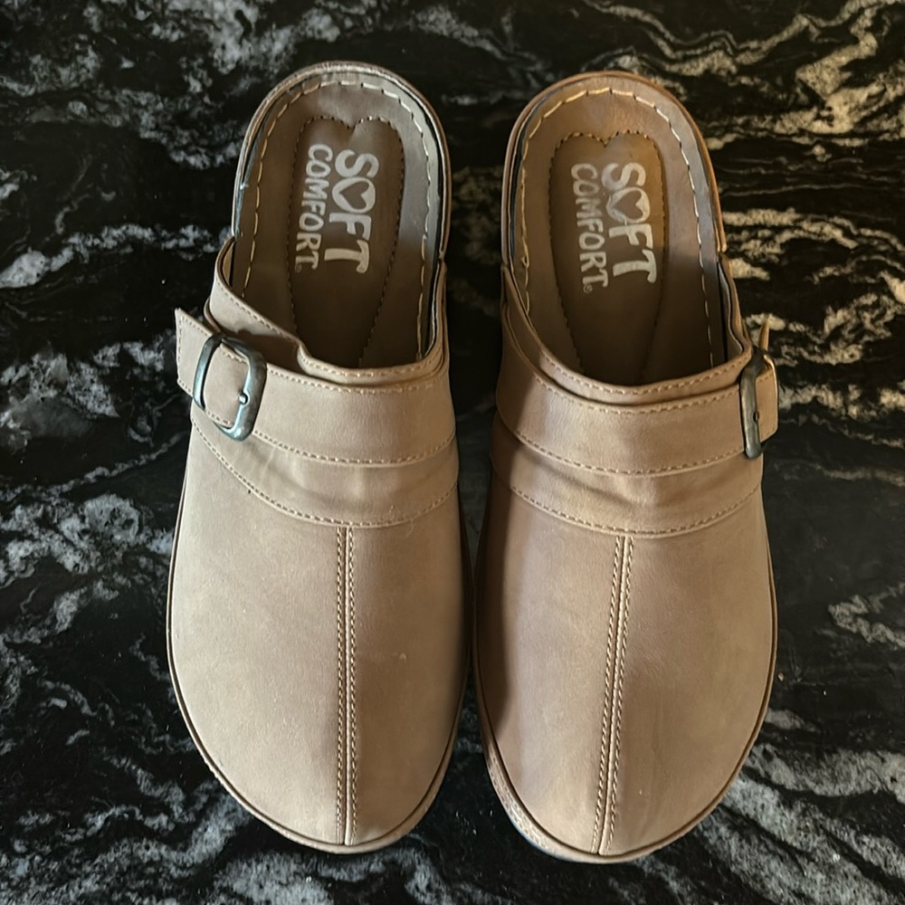 Soft Comfort Women’s clogs